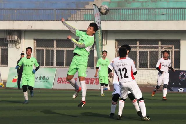 波杰将与库里搭档首发，重返得分后卫角色